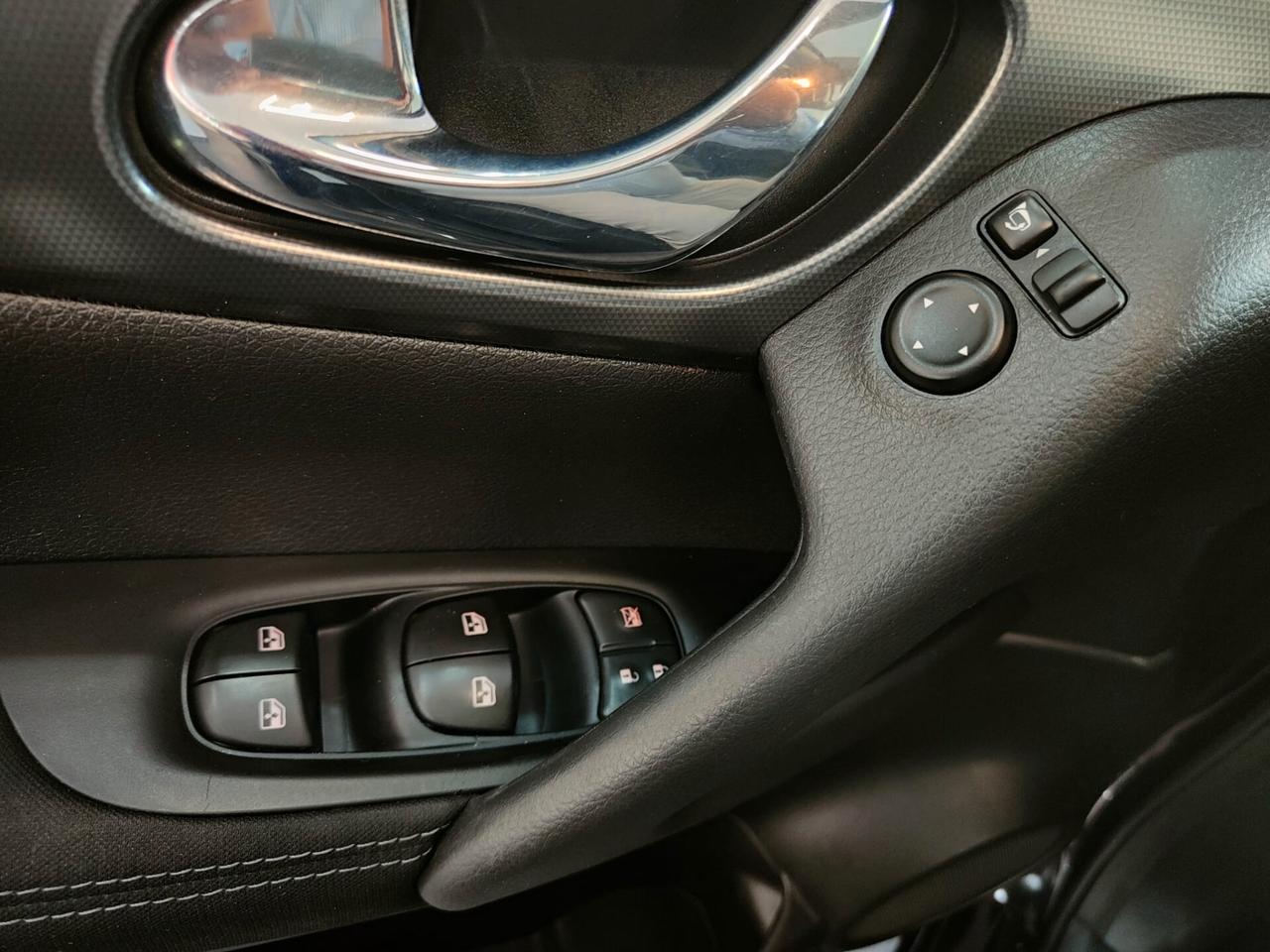 Nissan Qashqai 1.2 DIG-T N-Connecta 116CV