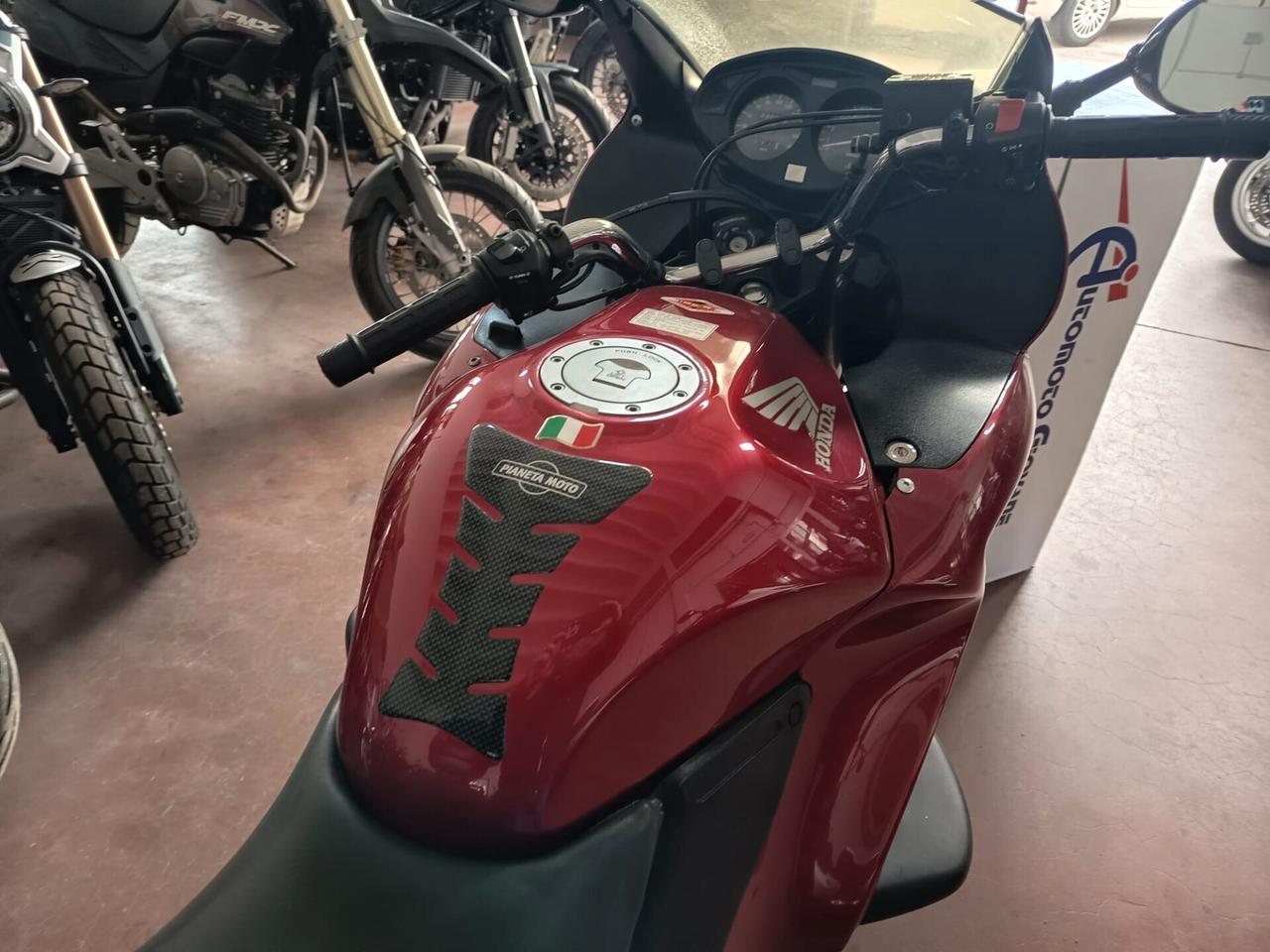 Honda Deauville 650