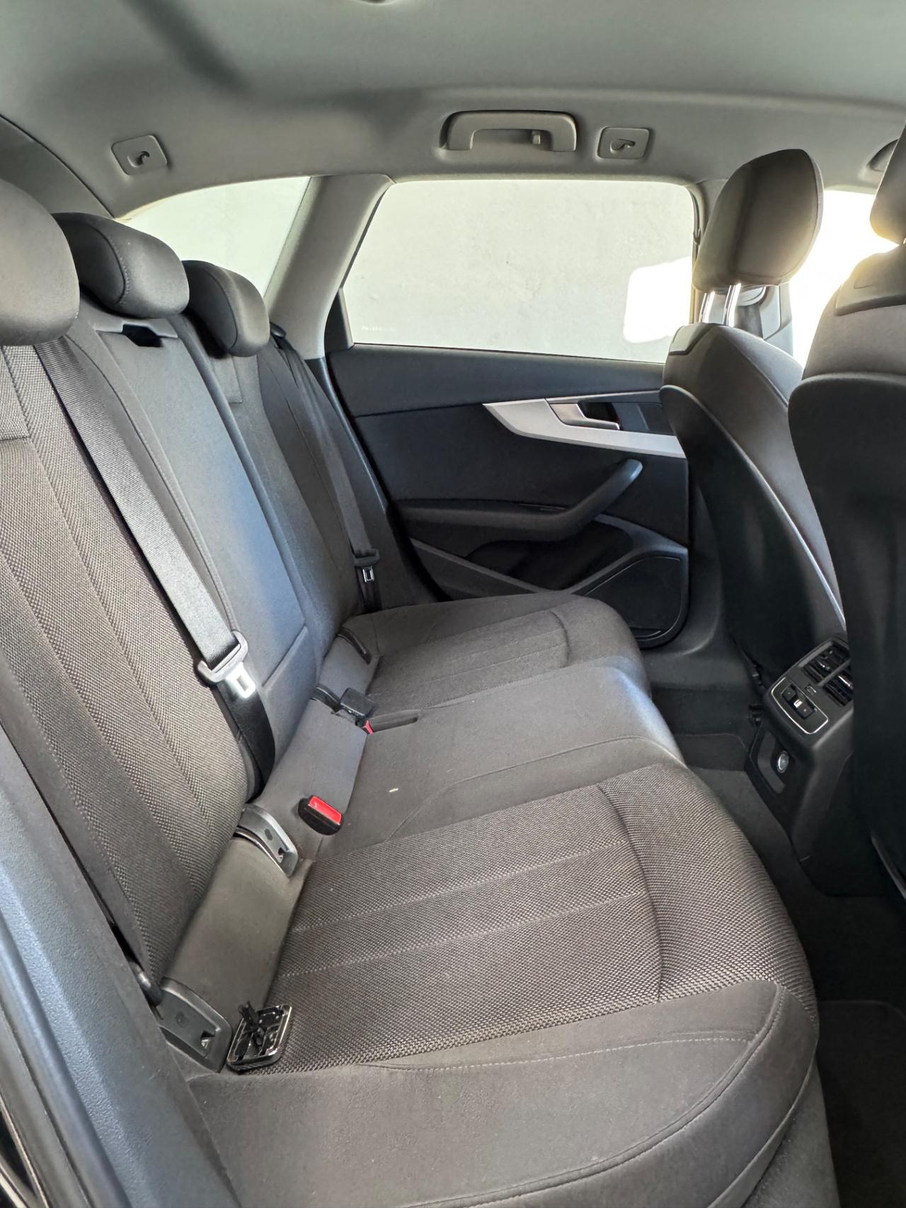 Audi A4 Avant 2.0 TDI Sport
