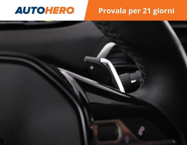 PEUGEOT 3008 Hybrid 225 e-EAT8 Allure Pack