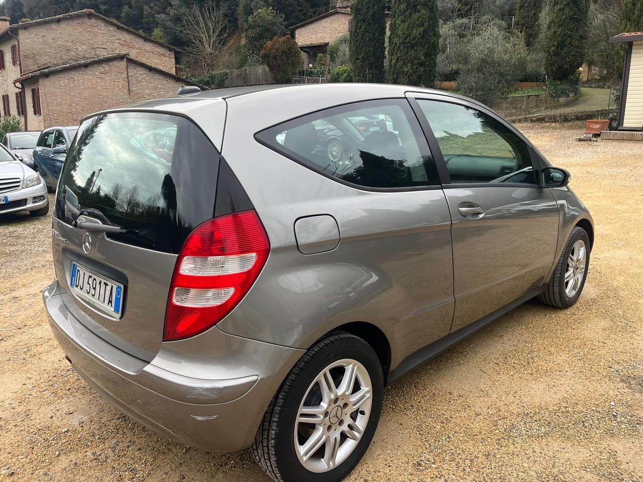 Mercedes-benz A 150 1.5 Benzina - Neopatentati