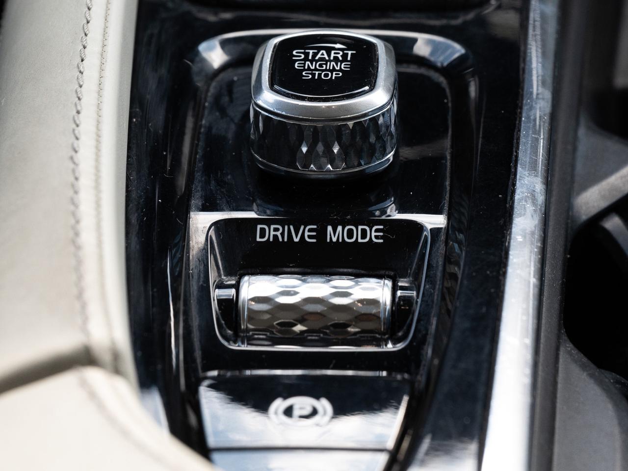 Volvo V90 D4 AWD Geartronic Inscription