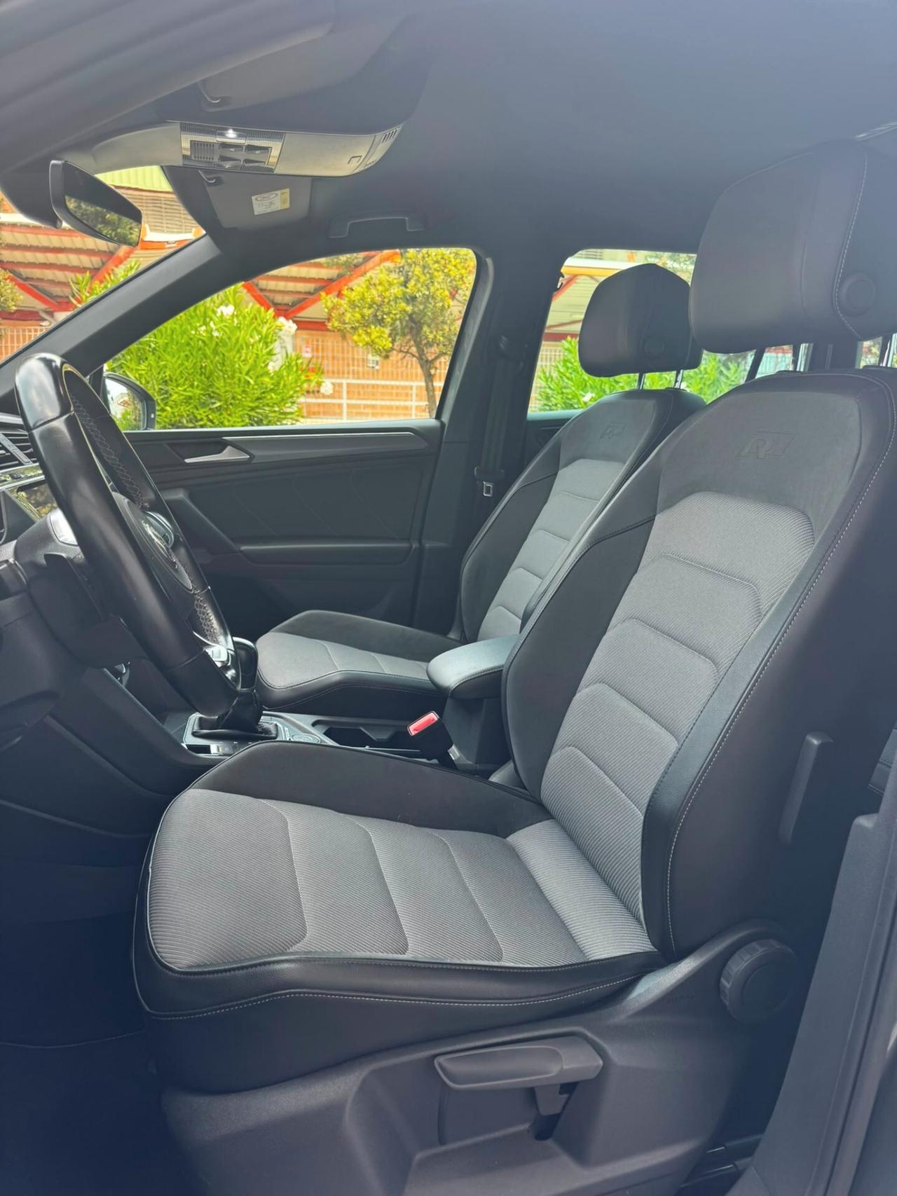 Volkswagen Tiguan 2.0 TDI SCR DSG 4MOTION Rline