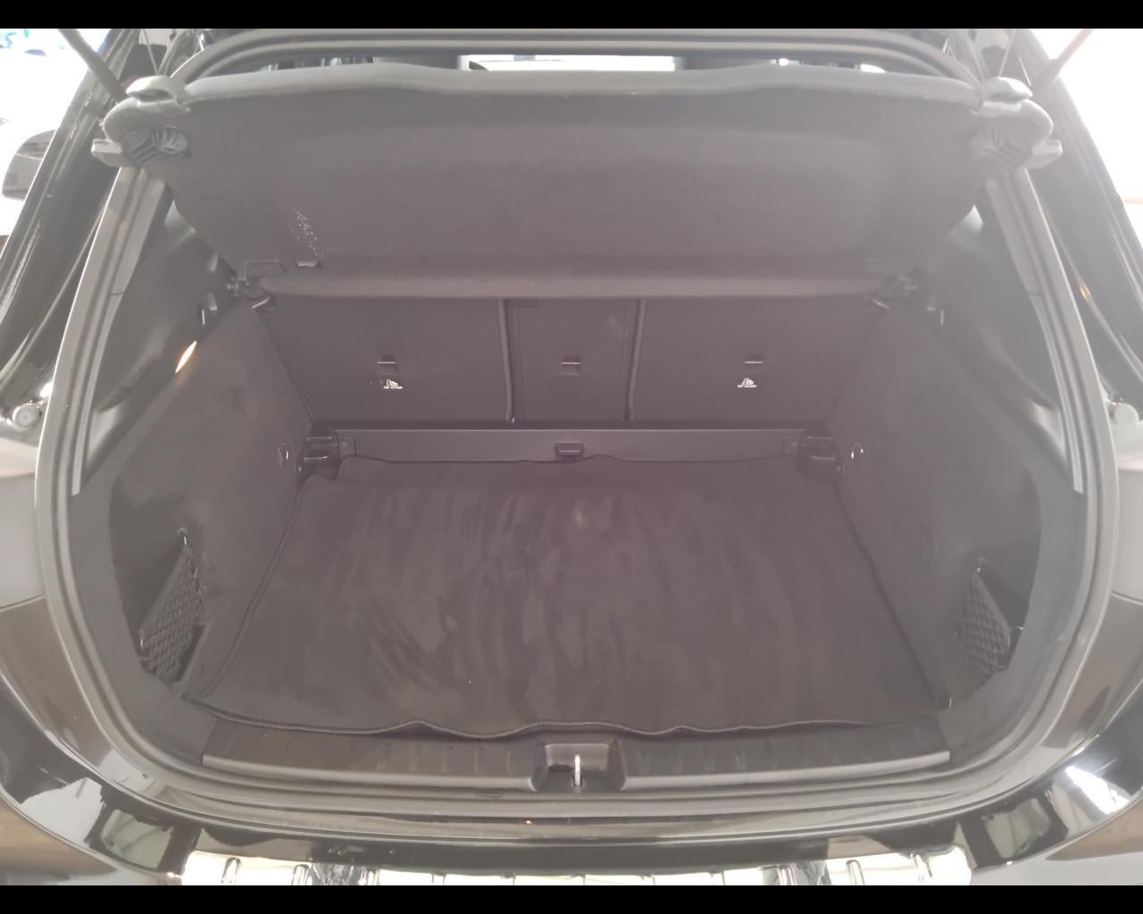Mercedes-Benz GLA-H247 2020 - GLA 180 d Sport auto
