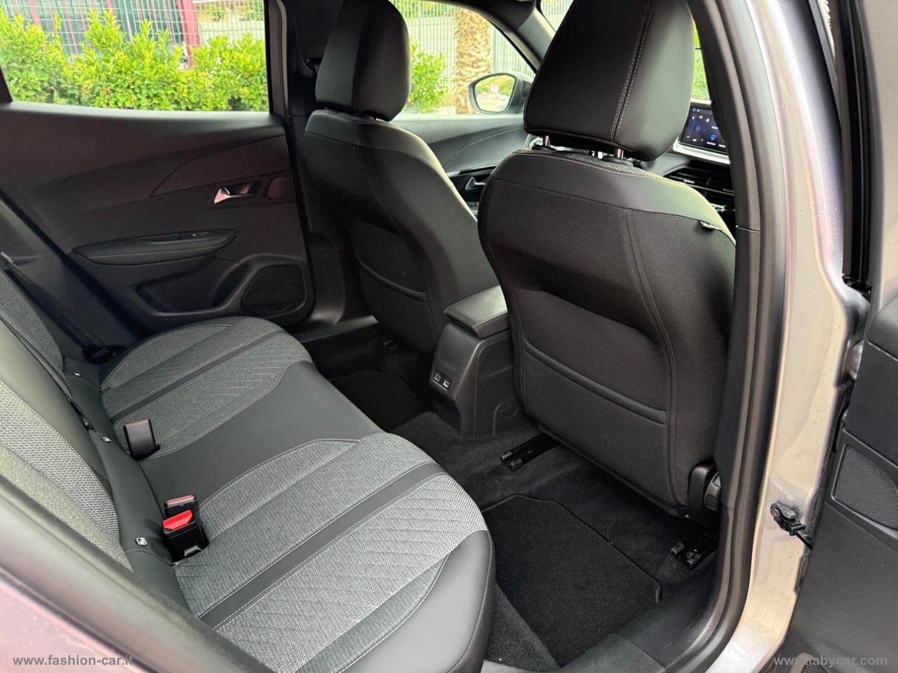 PEUGEOT 2008 PureTech 100 S&S Allure