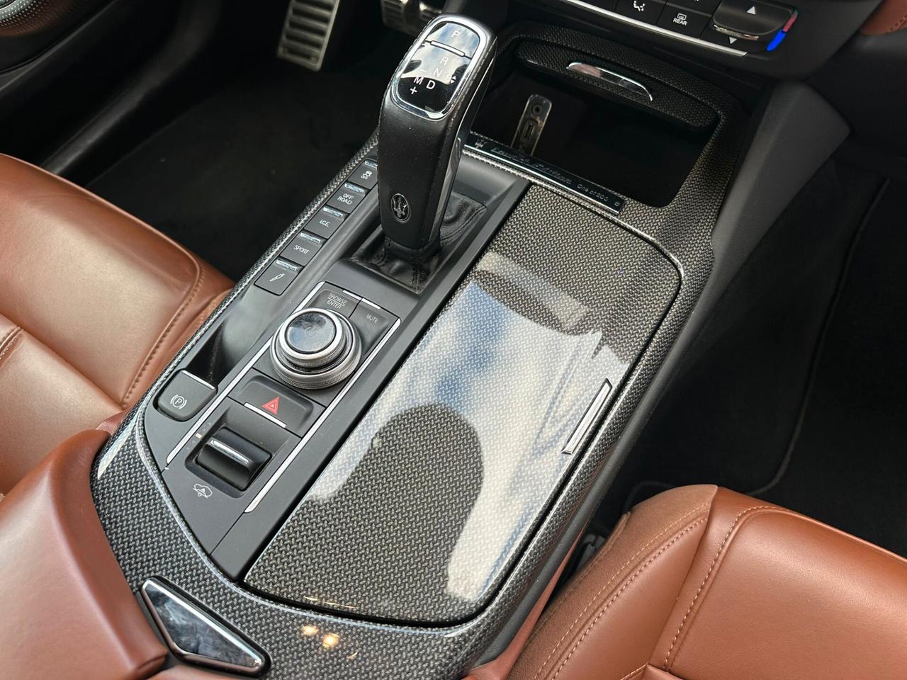 Maserati Levante MHEV 330 CV AWD GT - Tetto apribile