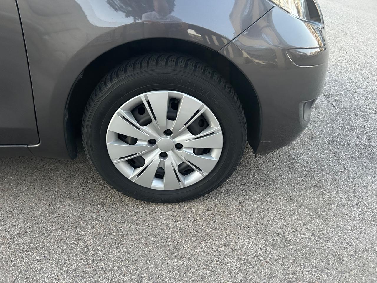 Toyota Yaris 1.3 benzina 2010