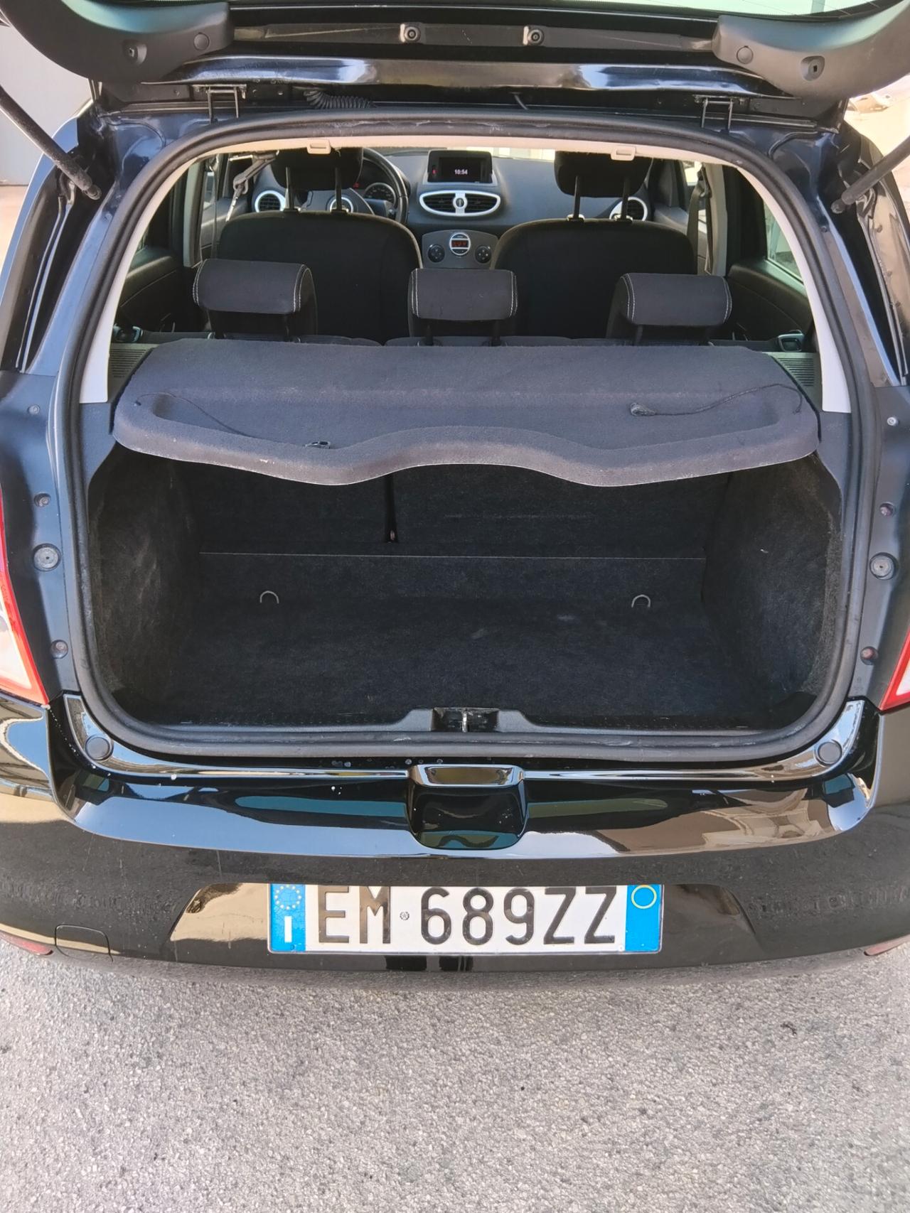Renault Clio 1.2 16V 5 porte Dynamique