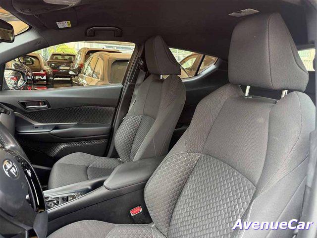 TOYOTA C-HR 1.8h Business e-cvt TELECAMERA CARPLAY PREZZO REAL