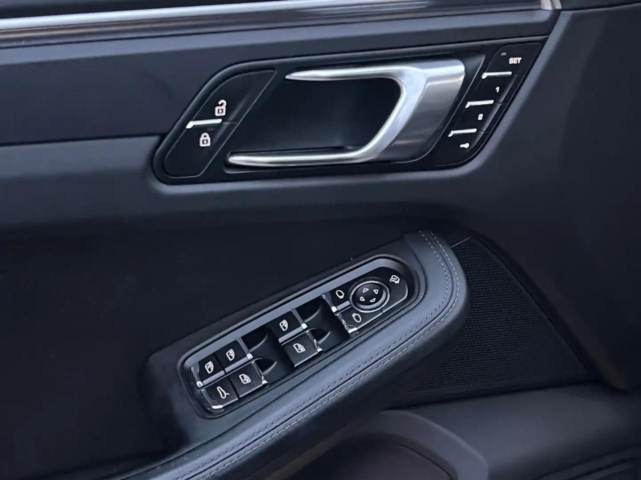 Porsche Macan Garanzia Porsche/360/Tetto/Sospen/Chrono/Sedili14vie