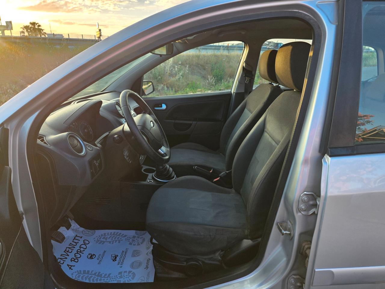 Ford Fiesta 1.2 16V 5p. Titanium