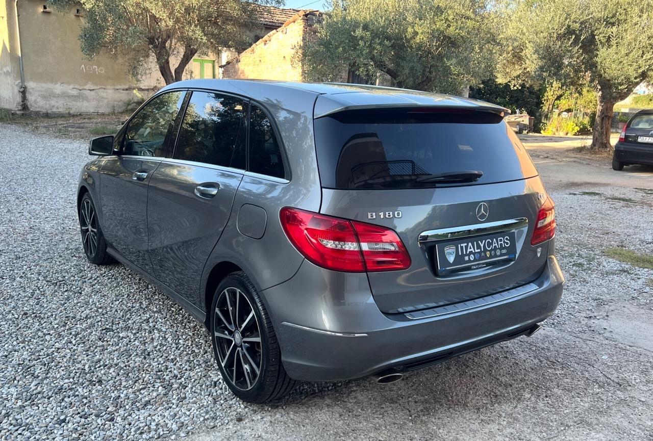 Mercedes-benz B 180 d Automatic AMG Line Advanced
