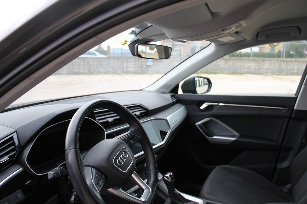 Audi Q3 SPB TDI S tronic Business (KW 110 - CV 150)