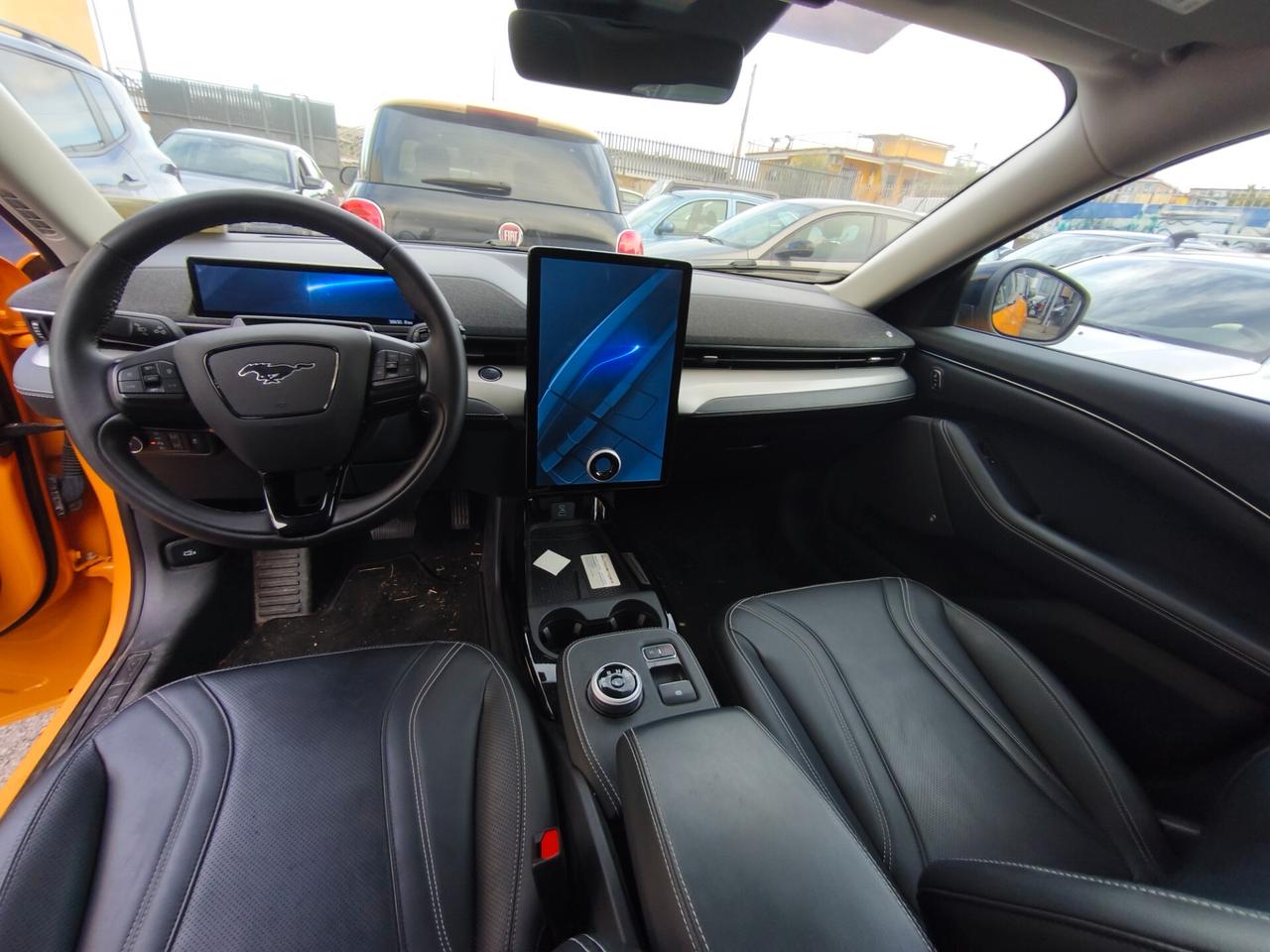 Ford Mustang Mach-E AWD Elettrico Standard 269CV Premium