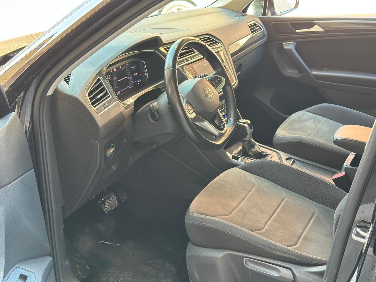 Volkswagen Tiguan 2.0 TDI 150CV DSG Elegance