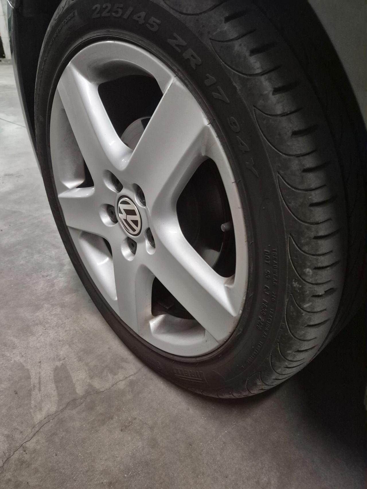 Volkswagen Golf 1.9 TDI DPF 5p. GT Sport
