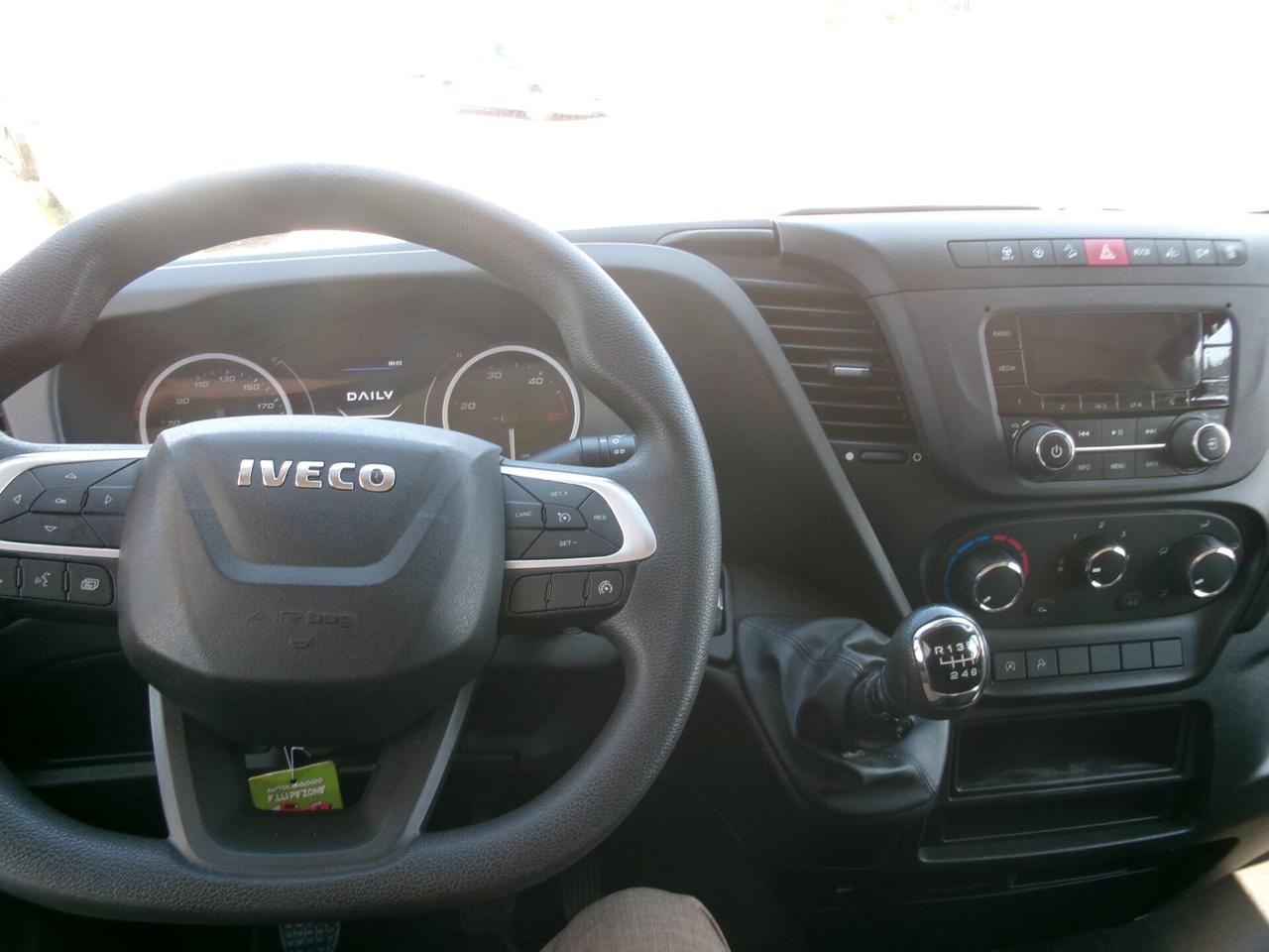 Iveco Daily 35S14 2.3 140CV E6 P.3520 H2 FURGONE *PERFETTO*