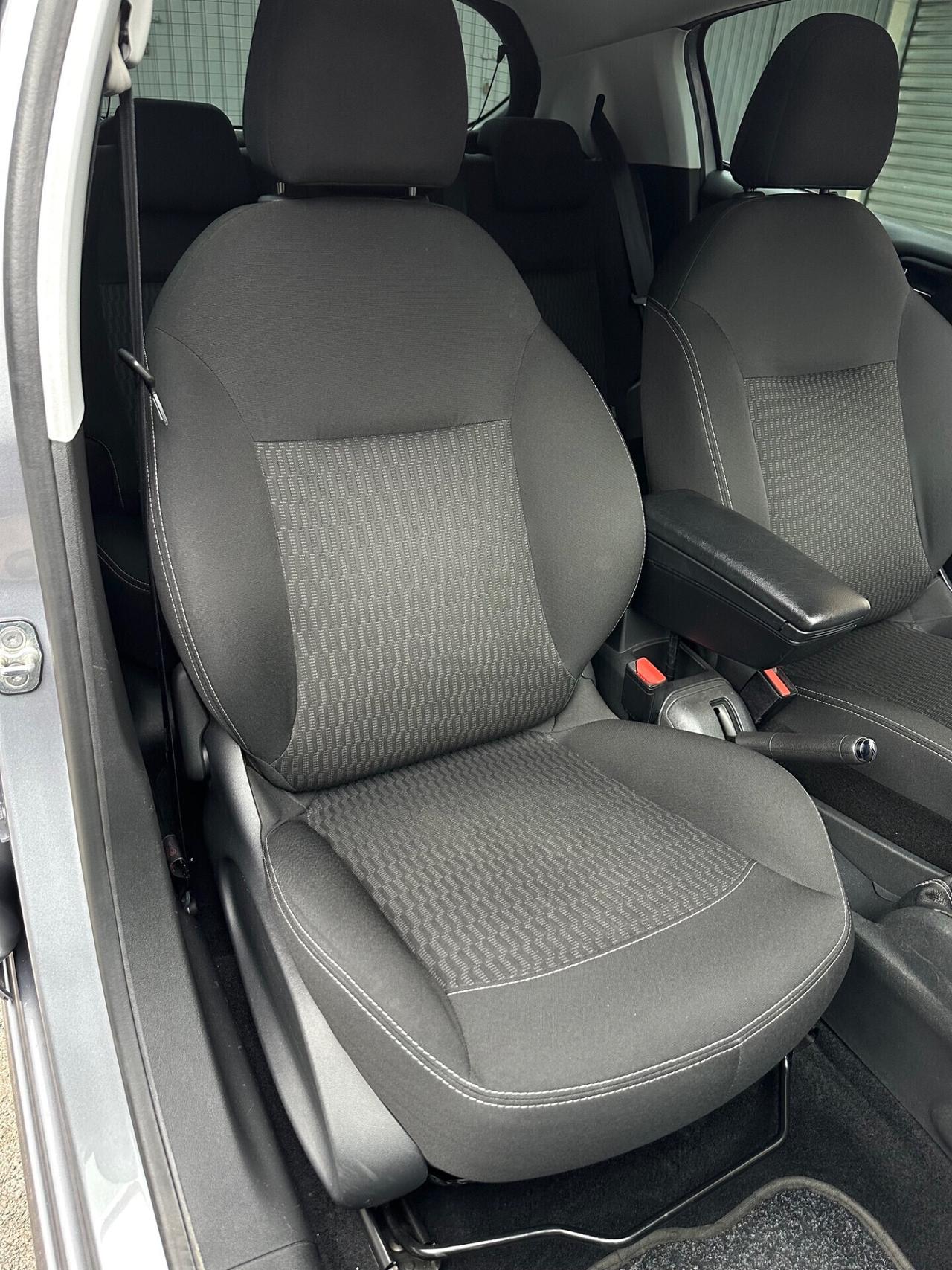 Peugeot 208 1.5 BlueHDi 100cv 5p. Allure