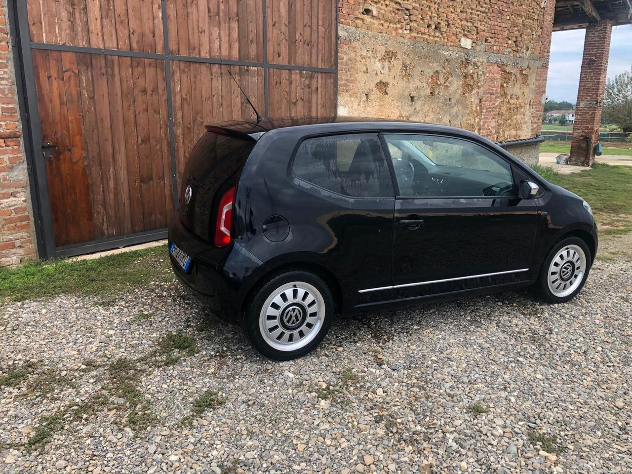 Volkswagen up! 1.0 75 CV 3p. move up!