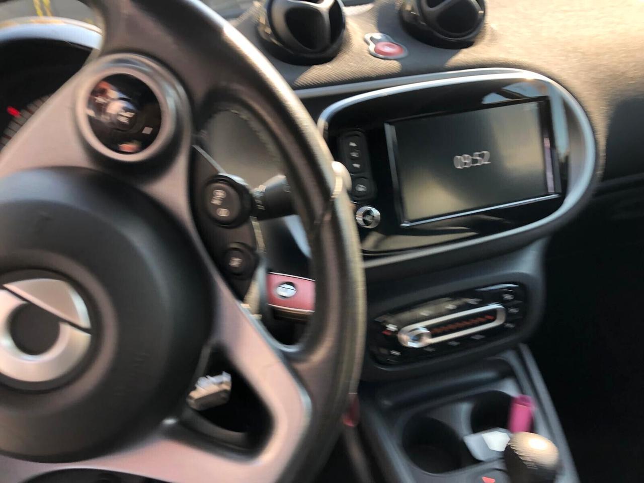 Smart ForTwo 90 0.9 Turbo NAVY/PELLE/TELECAMERA ECC...CABRIO POSSIBILITA' GARANZIA EUROPEA CONFORMGETS COMPLETA FINO A 60 MESI!!!