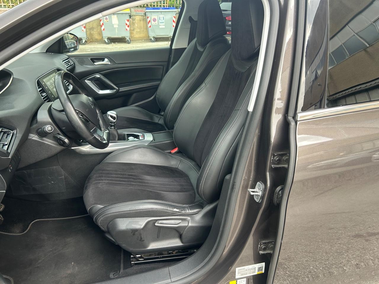 Peugeot 308 BlueHDi 120 S&S GT Line 110000km