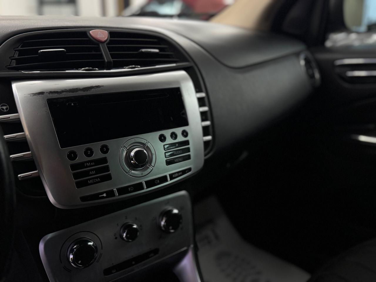 Lancia Delta 1.6 MJT 105CV Gold