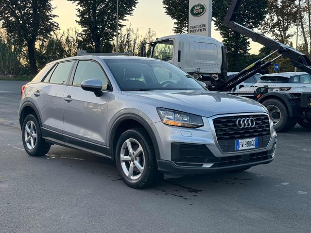 AUDI Q2 30 TDI Business