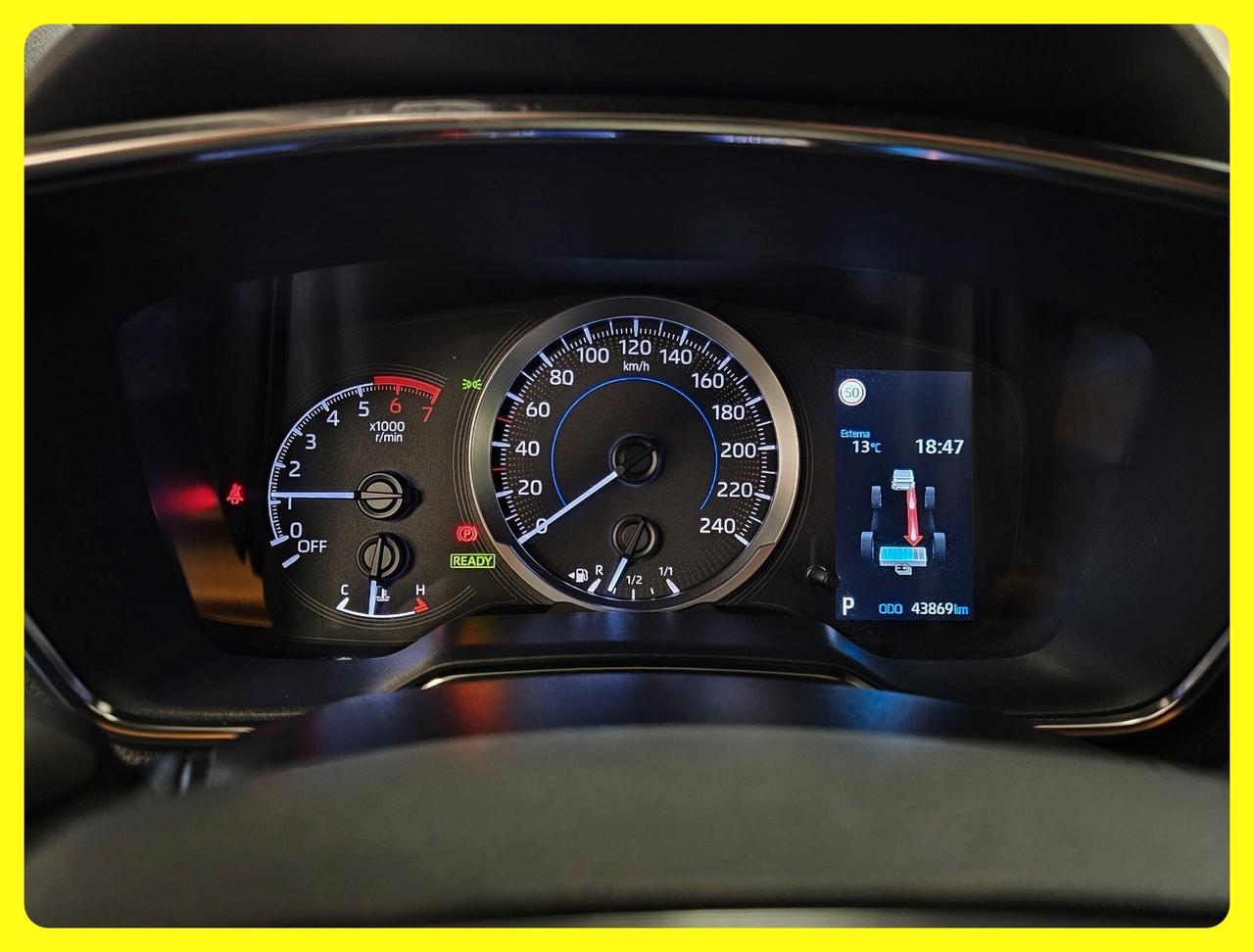 Toyota New Corolla TS 1.8 Hybrid 122CV CVT Business Garanzia