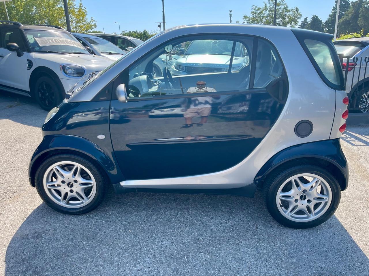 Smart 700 city-coupé passion