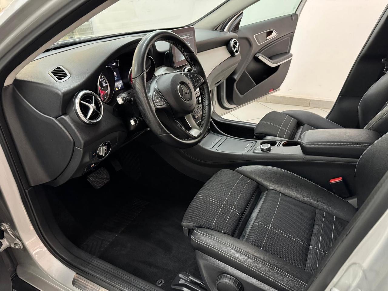 Mercedes-benz GLA 200 d Automatic Sport 2016