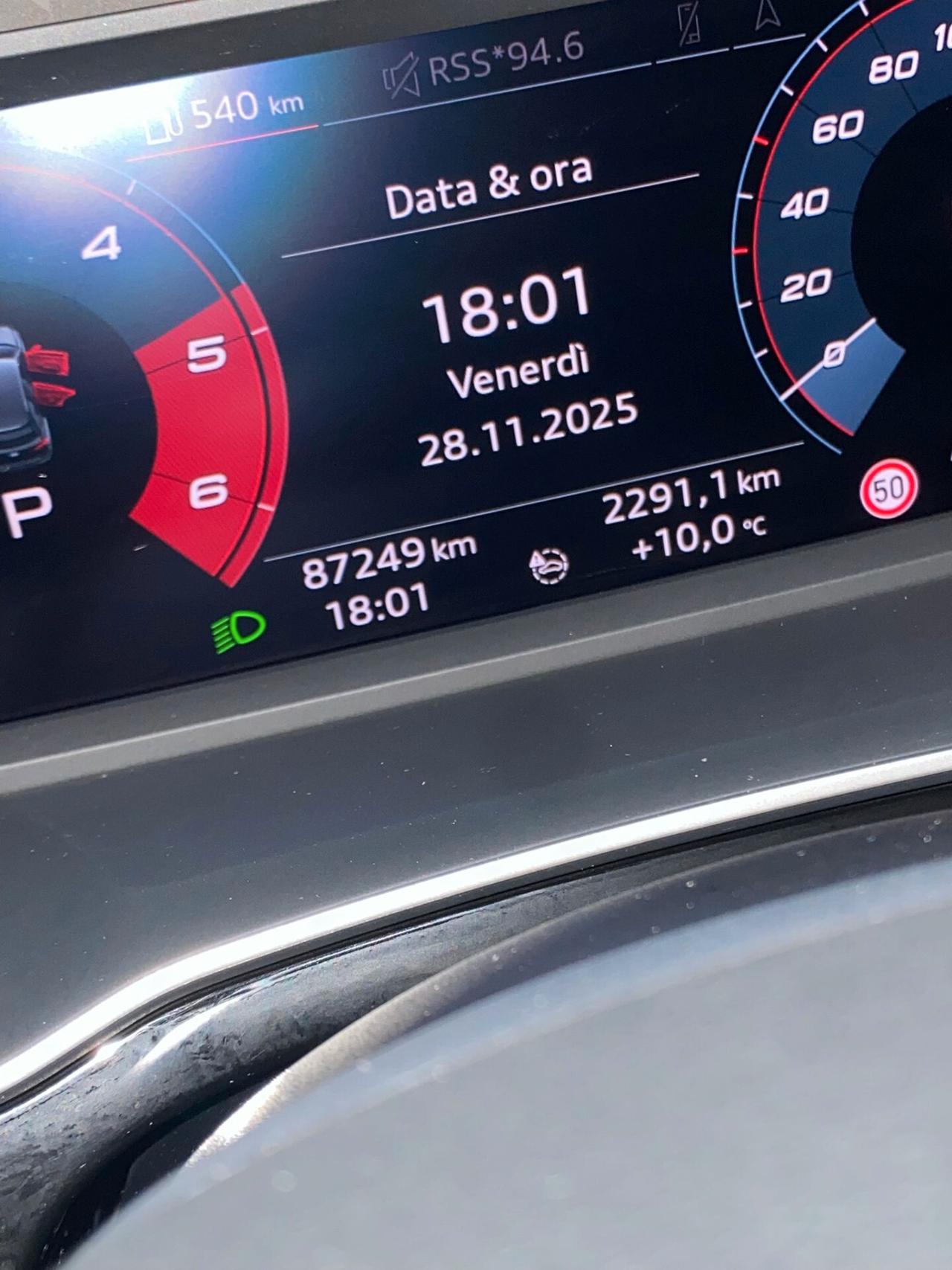 Audi Q3 35 TDI S tronic - 87.249 km