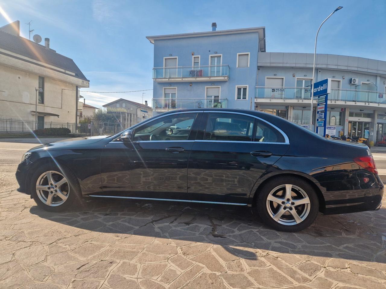 Mercedes-benz E 200 Auto Sport