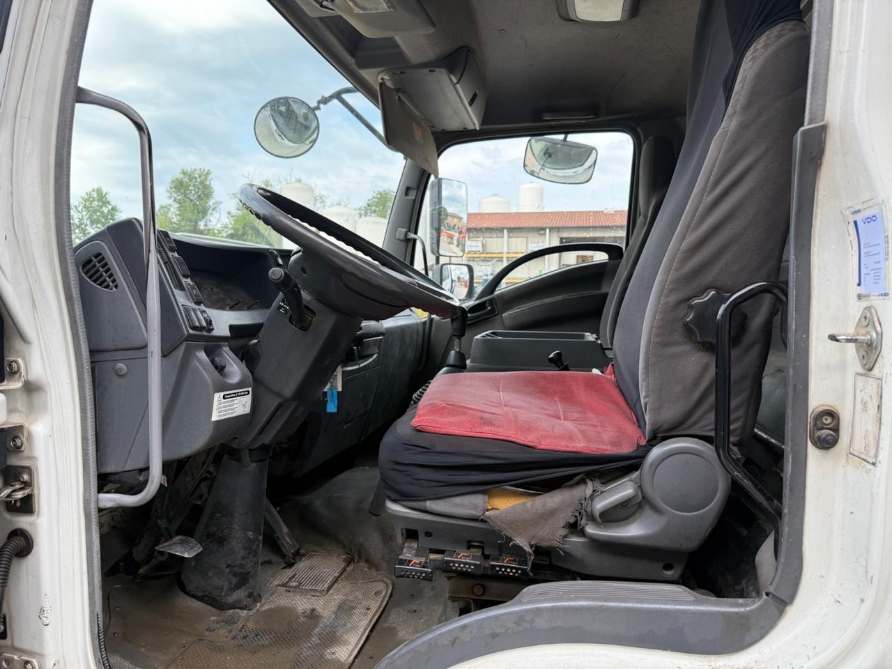 ISUZU F11.210 ribaltabile trilaterale Euro4