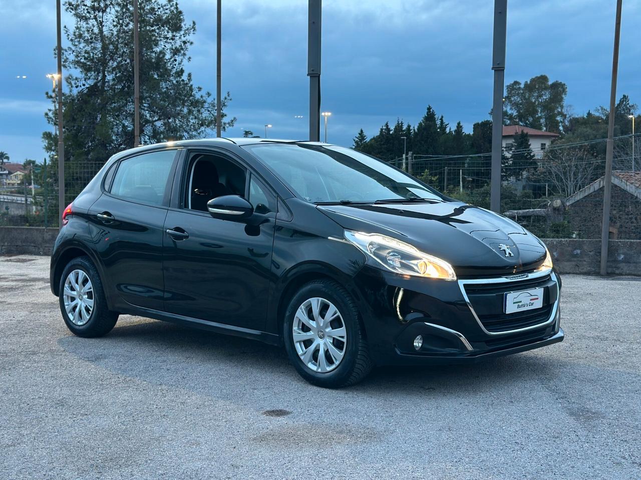 Peugeot 208 BlueHDi 75 5 porte Allure