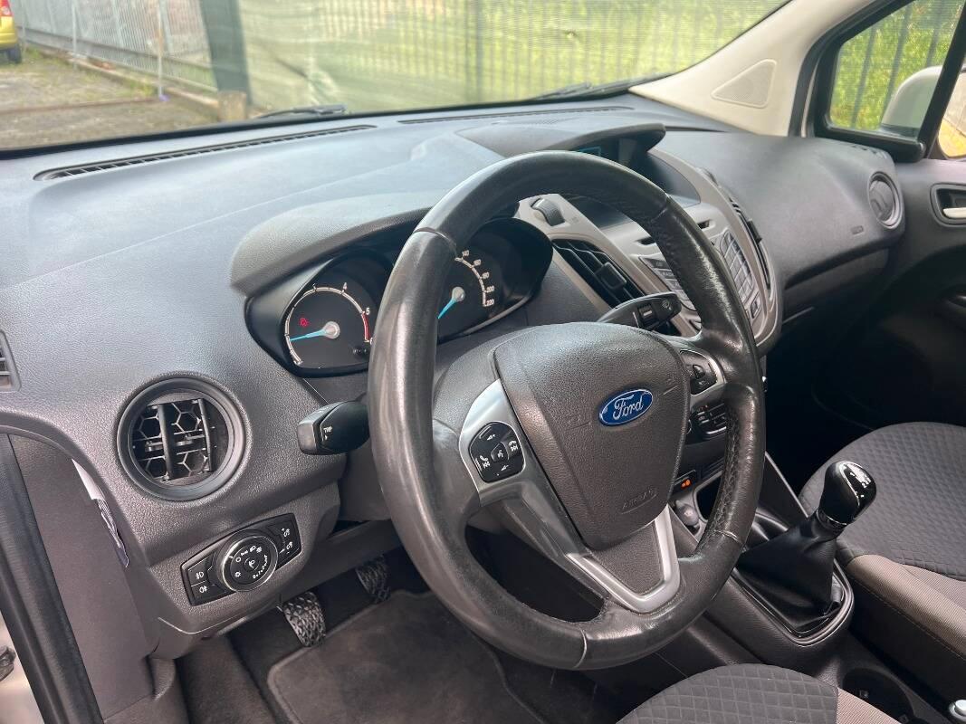 Ford Tourneo Courier 1.5 tdci 75cv plus E5