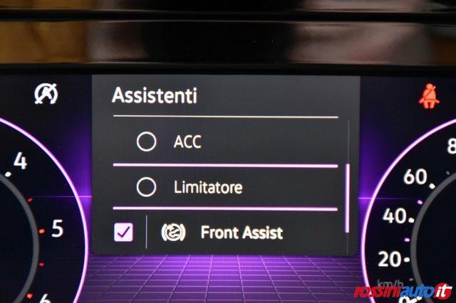 VOLKSWAGEN Golf Variant 2.0 TDI 116 CV STYLE + R17 VENTURA + REARVIEW