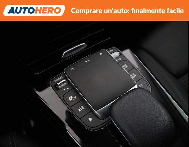 MERCEDES-BENZ A 200 d Automatic Premium