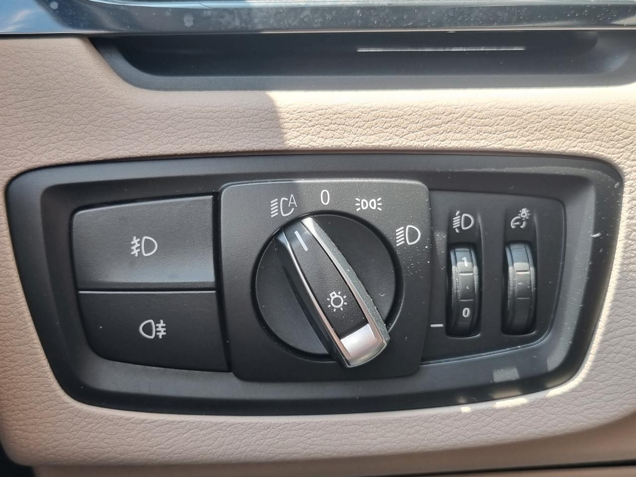 BMW X1 F48 2019 sdrive18d Advantage auto