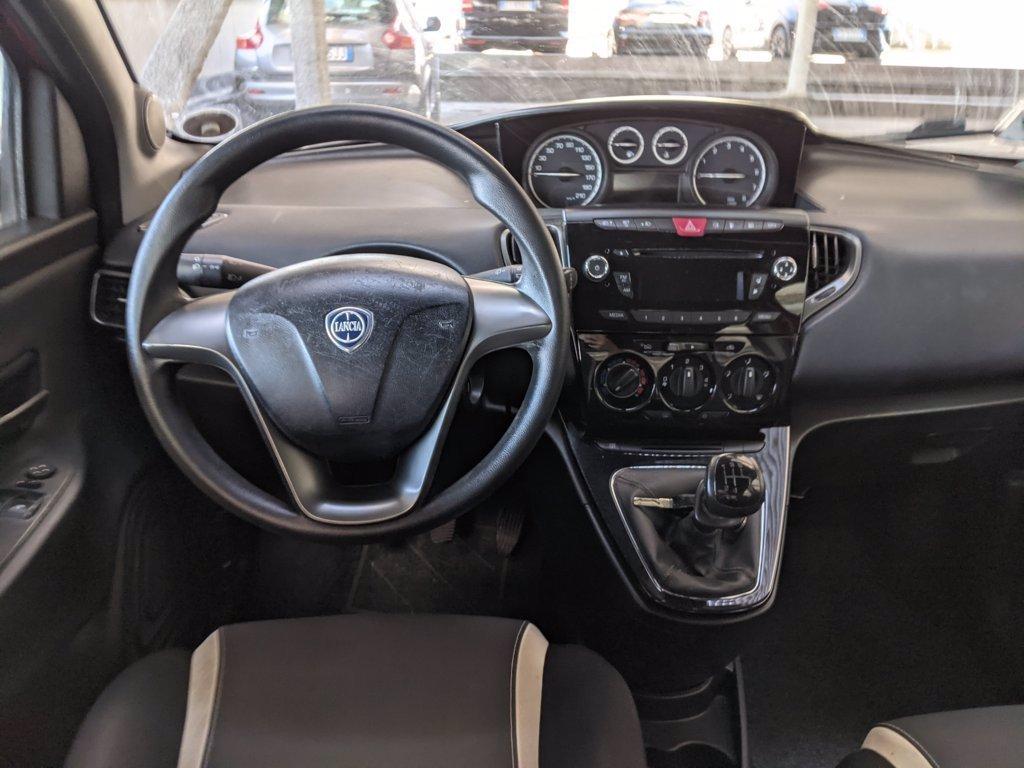 LANCIA Ypsilon 0.9 TwinAir 85 CV 5 porte Metano Ecochic Elefantino del 2014