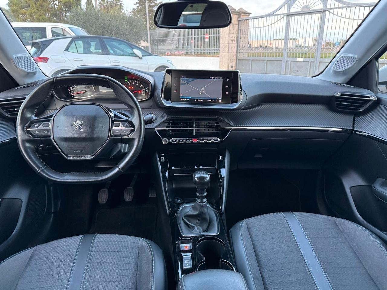 Peugeot 208 BlueHDi 100 Allure Navi Pack