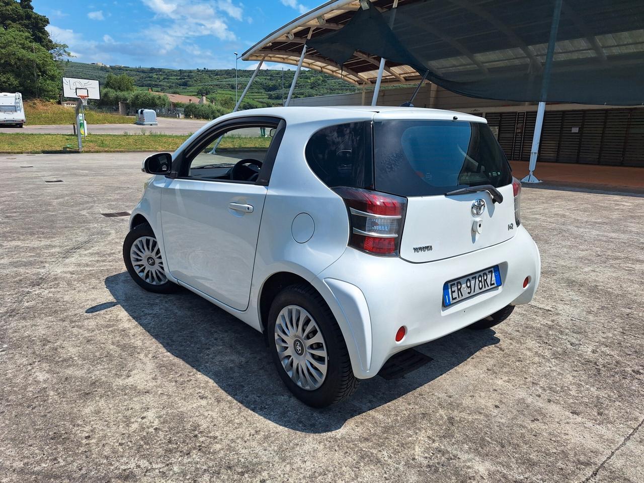 Toyota iQ 1.0 CVT Trend CAMBIO AUTOMATICO