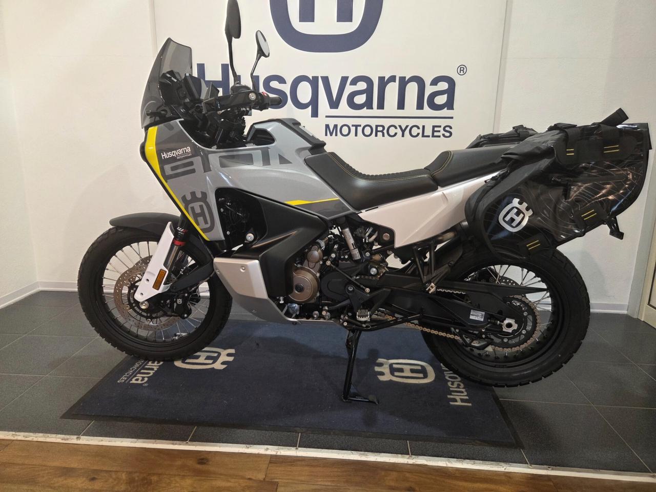 Husqvarna Norden 901 Borse e Cavalletto Centrale