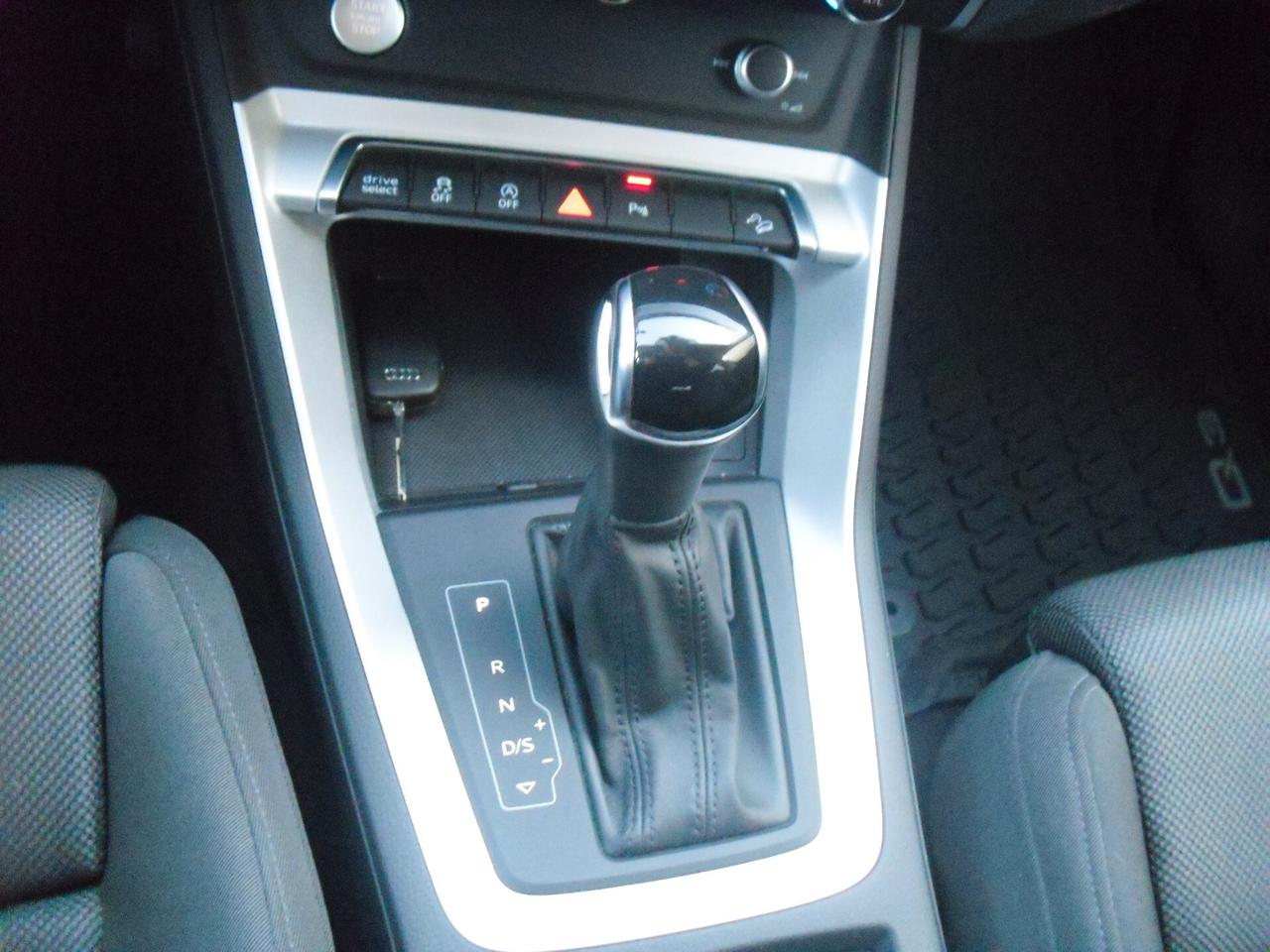 Audi Q3 35 TDI 150cv S tronic Quattro line edition