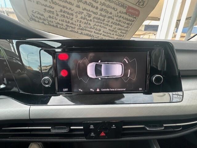 VOLKSWAGEN GOLF 8 AUTOMATICO