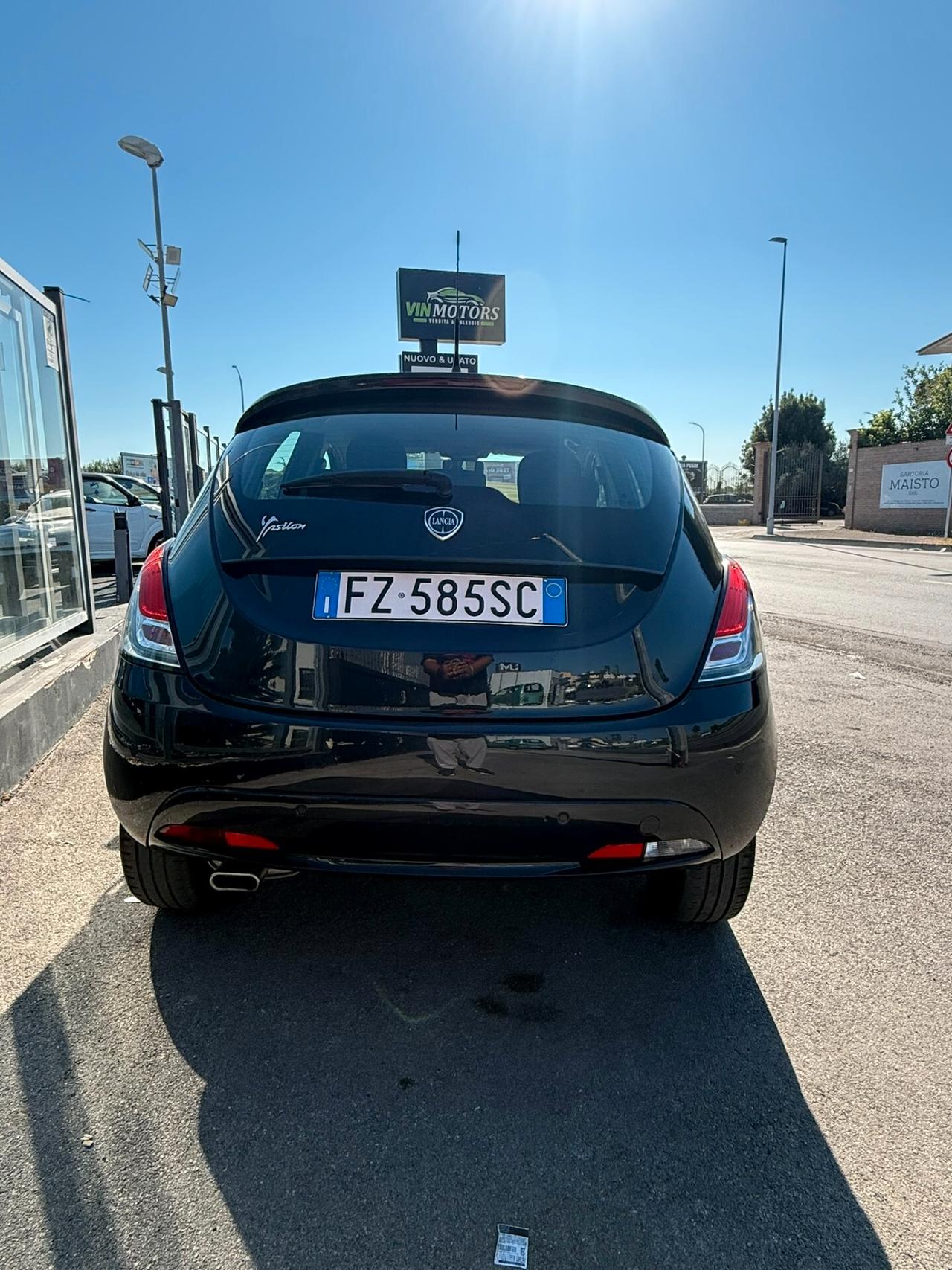 Ypsilon 1.2 69 CV 5 porte GPL Ecochic Platinum 12/2019