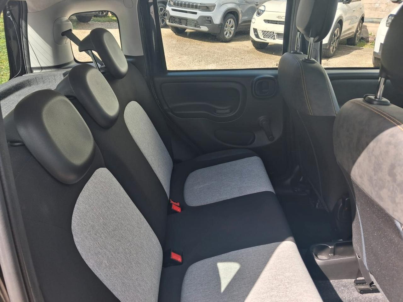 Fiat Panda 1.0 FireFly S&S Hybrid City Cross