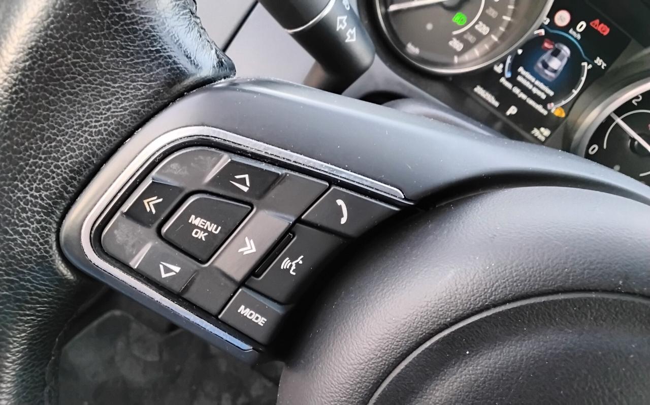 Jaguar E-Pace 2.0D 180 CV AWD aut. First Edition