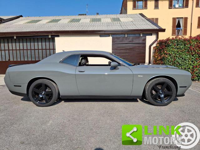 DODGE Challenger PENTASTAR V6 306CV AUTOMATIC