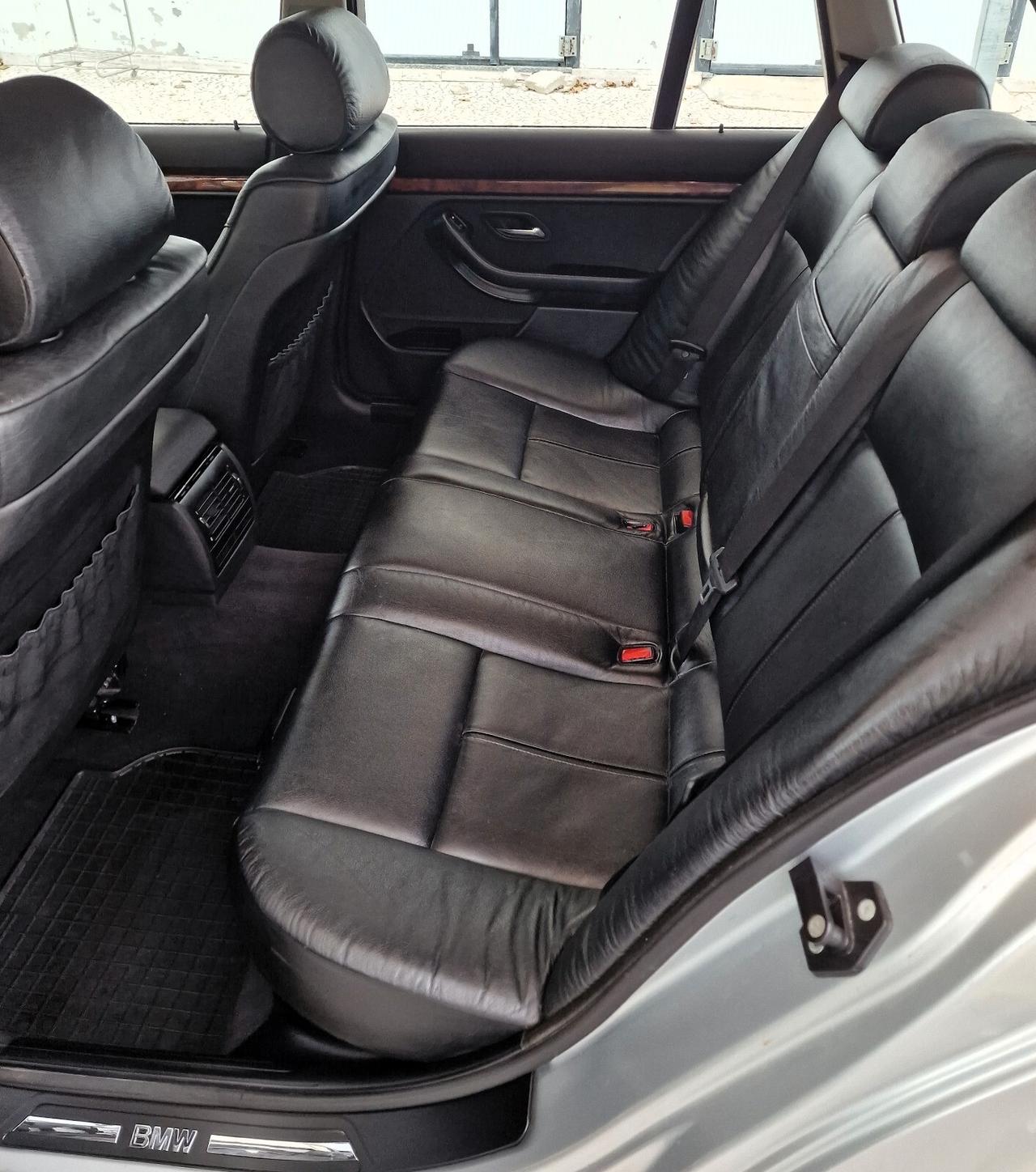 Bmw 525 525tds turbodiesel cat Touring Attiva