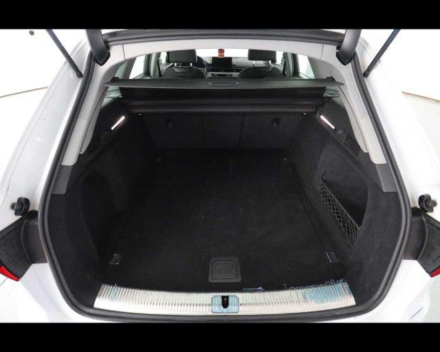 AUDI A4 Avant 35 TFSI S tronic Business Advanced